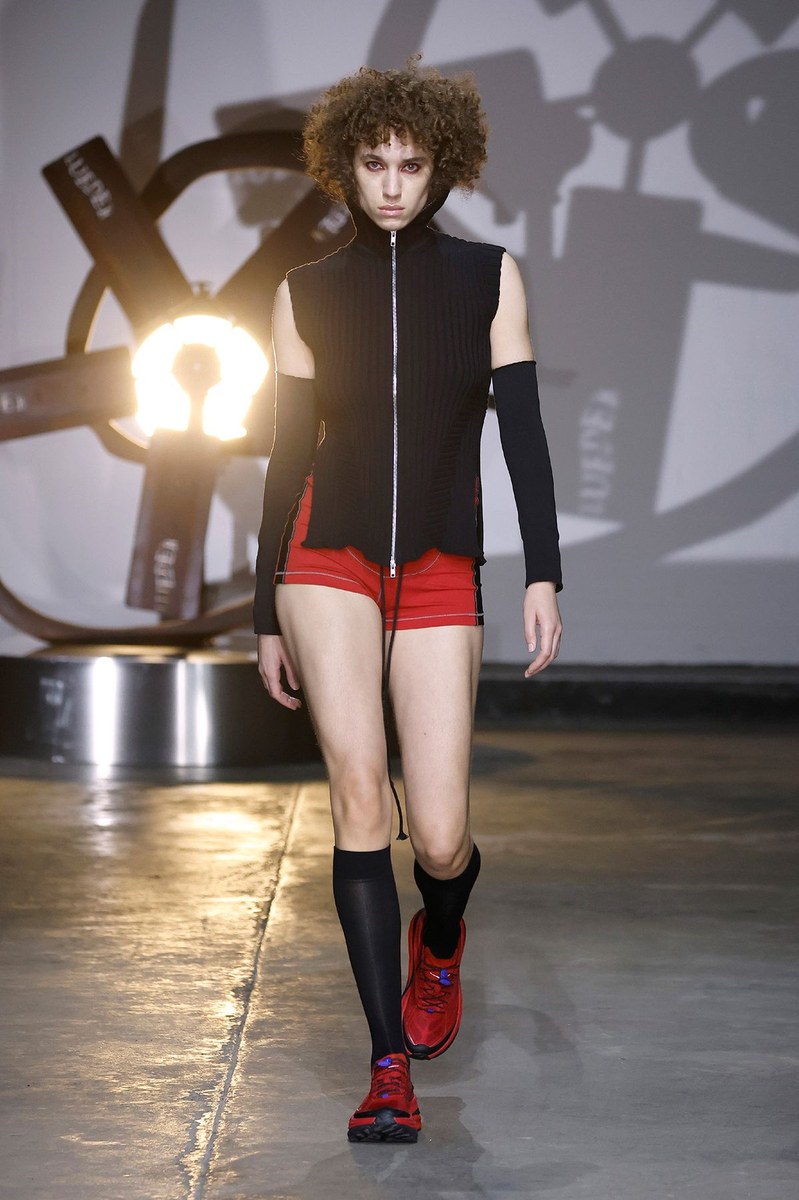 Look 25