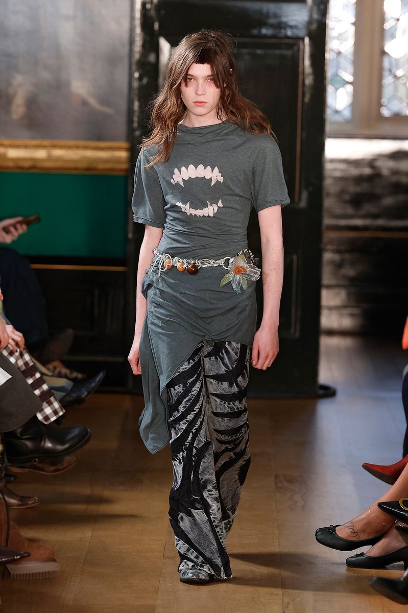 Look 17