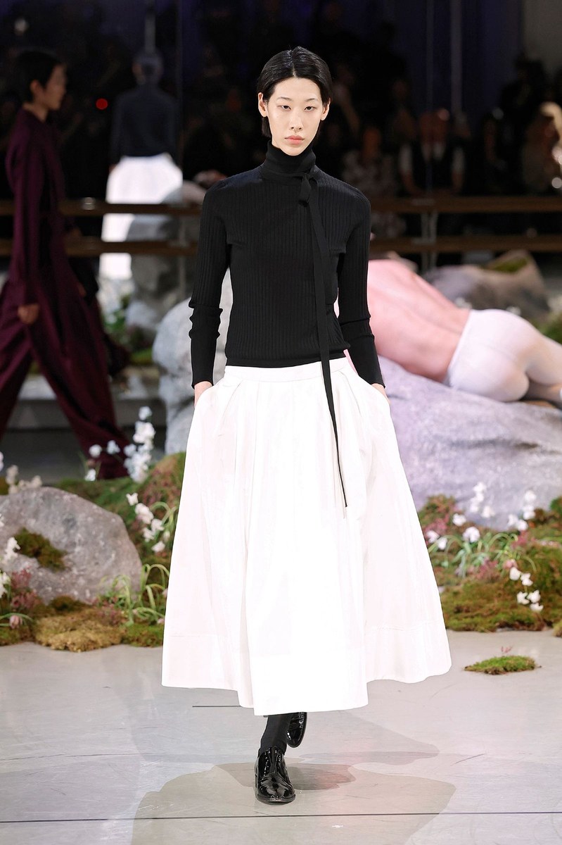 McDowell FW26 Women Looks Report