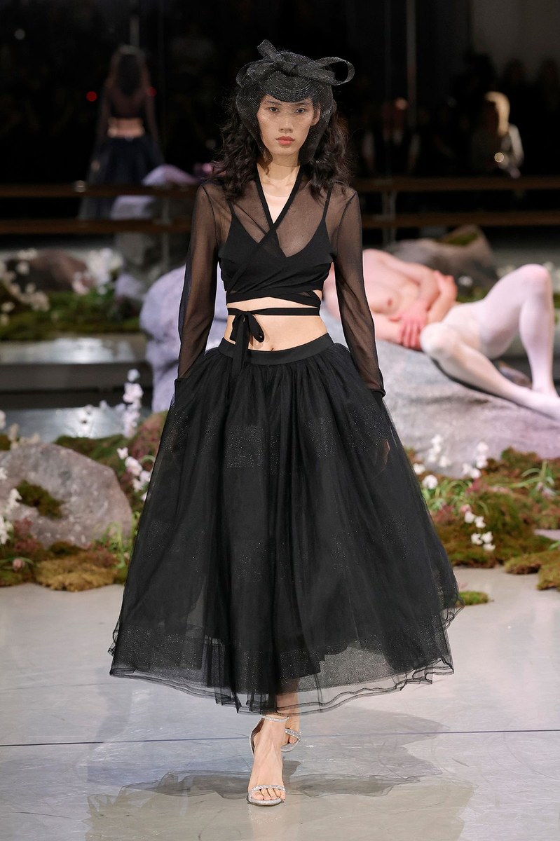 Look 13