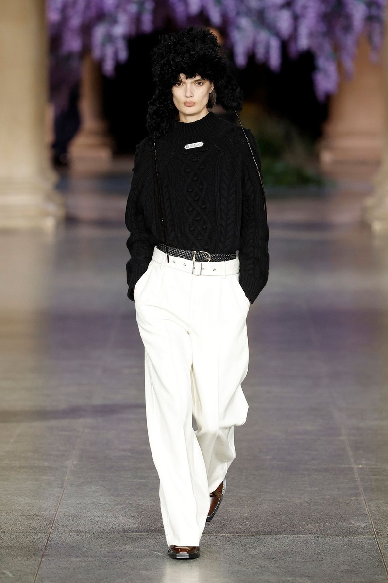 Look 5