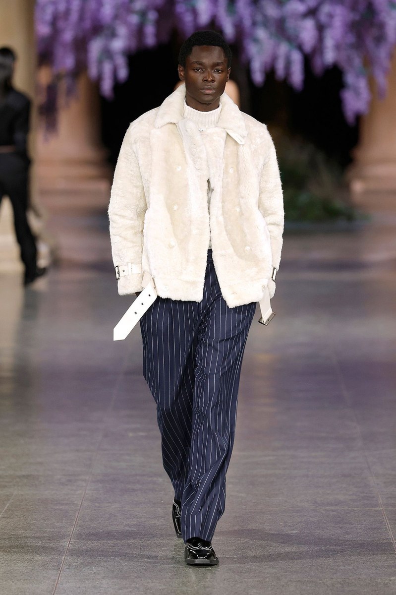Look 8