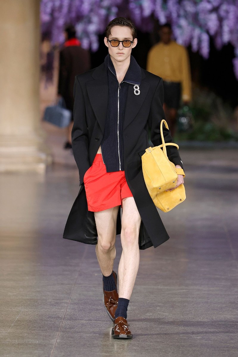 Look 17