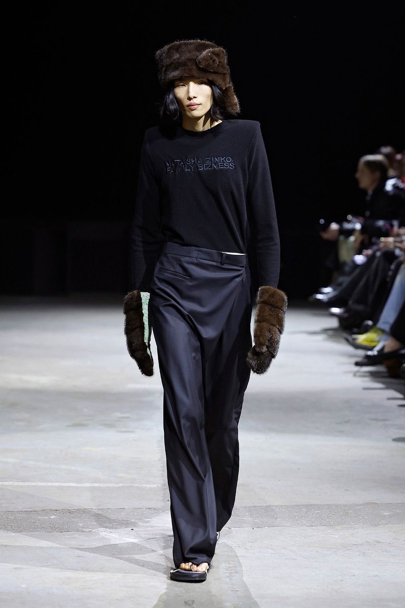 Look 2