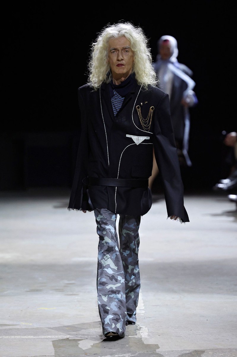 Look 5