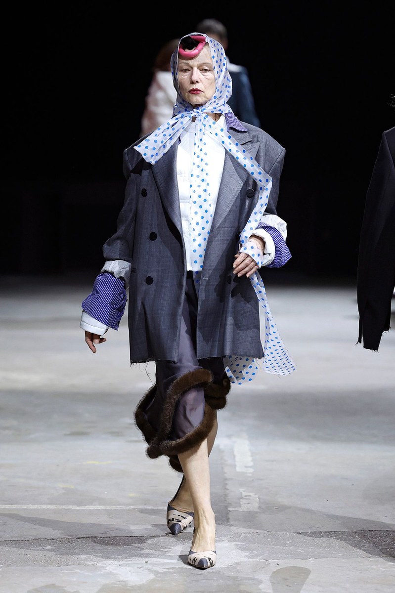 Look 6