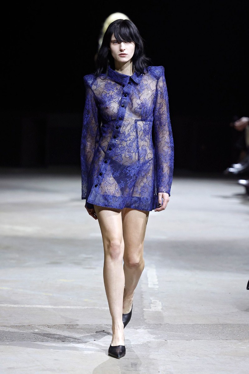 Look 19
