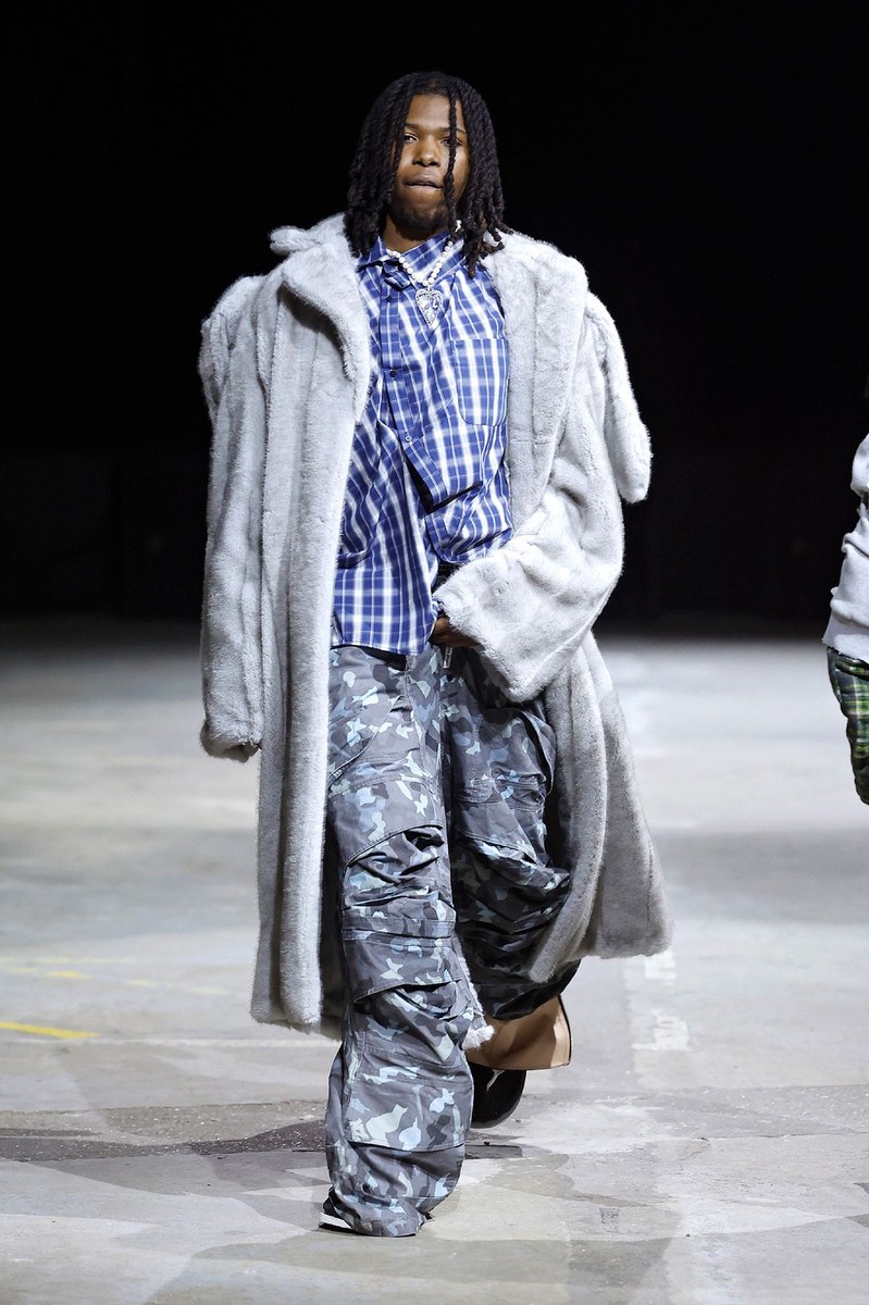 Look 24
