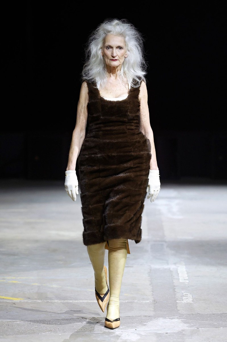 Look 40