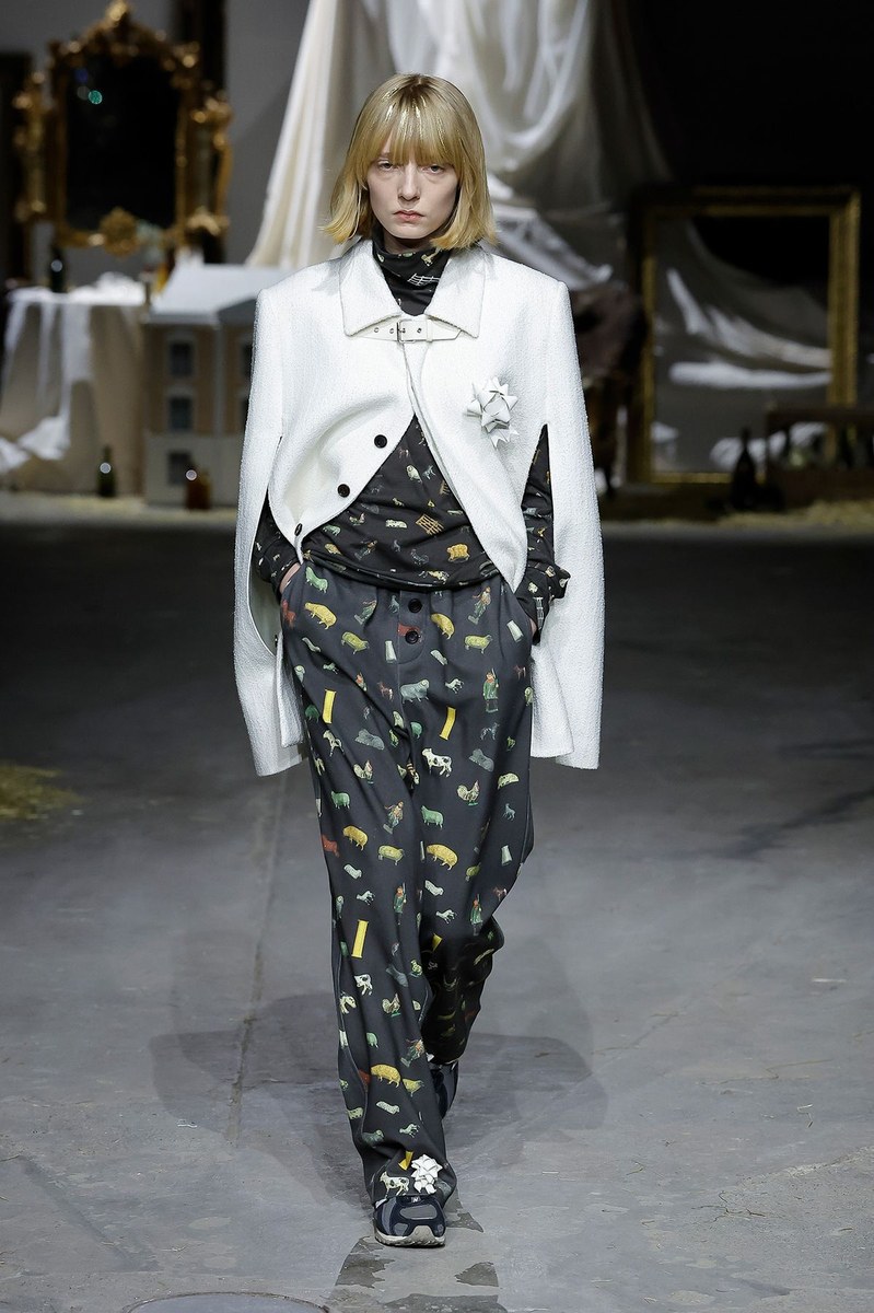 Look 17
