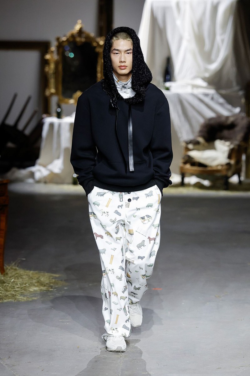 Look 19