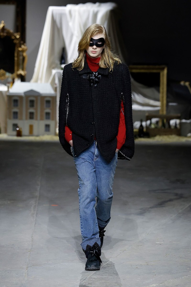 Look 24