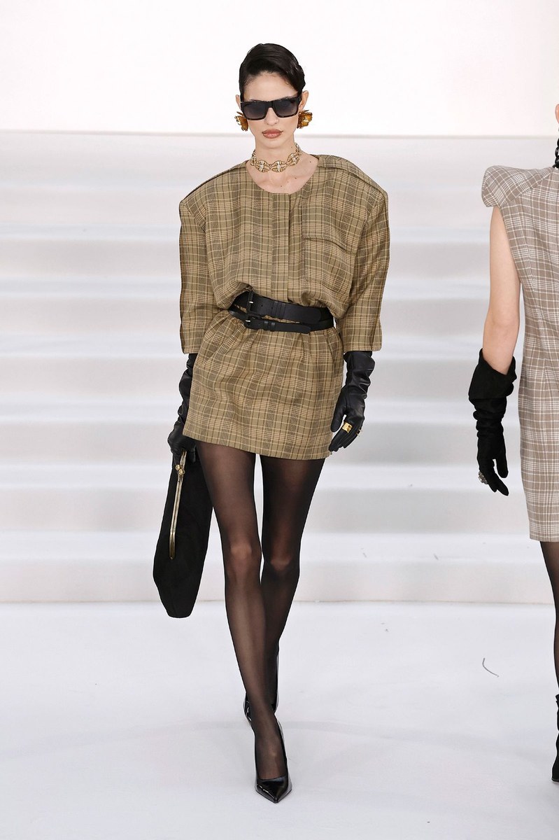Look 9