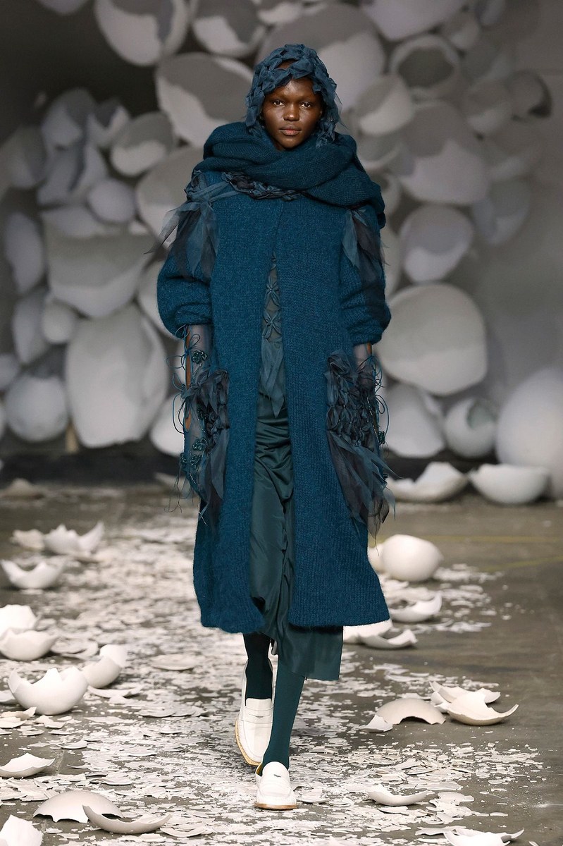 Look 14