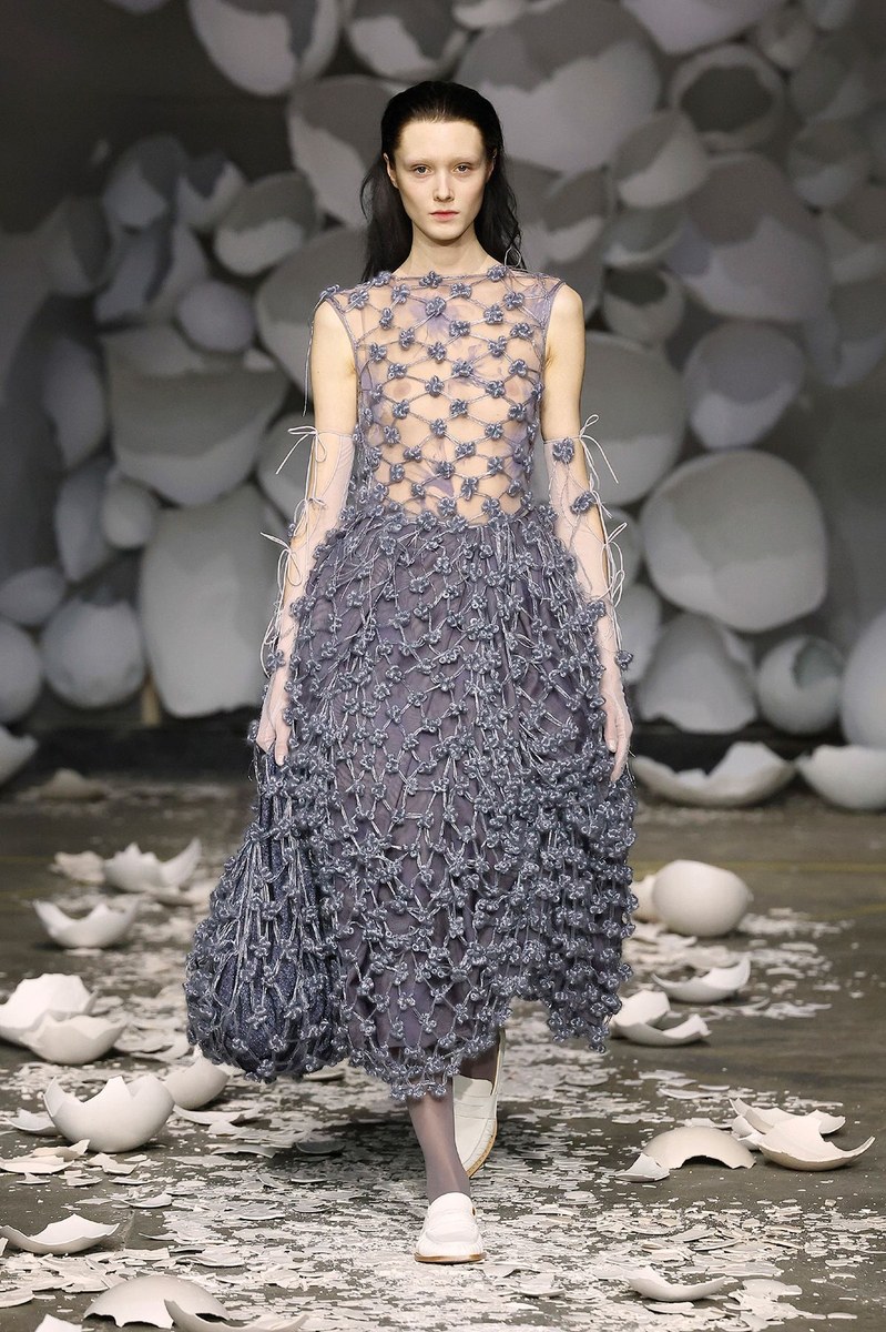 Look 28