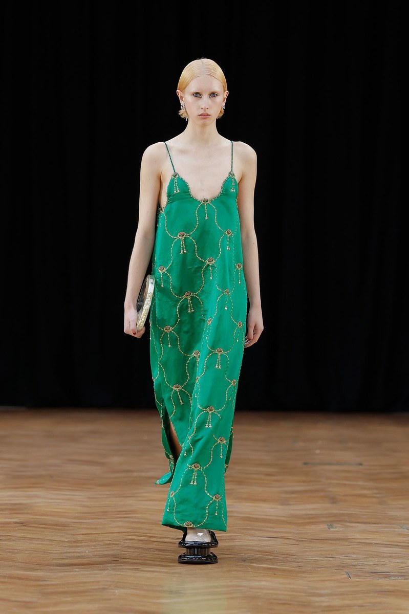 Look 25