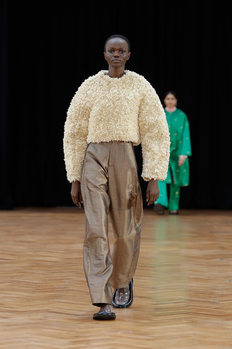 Look 26