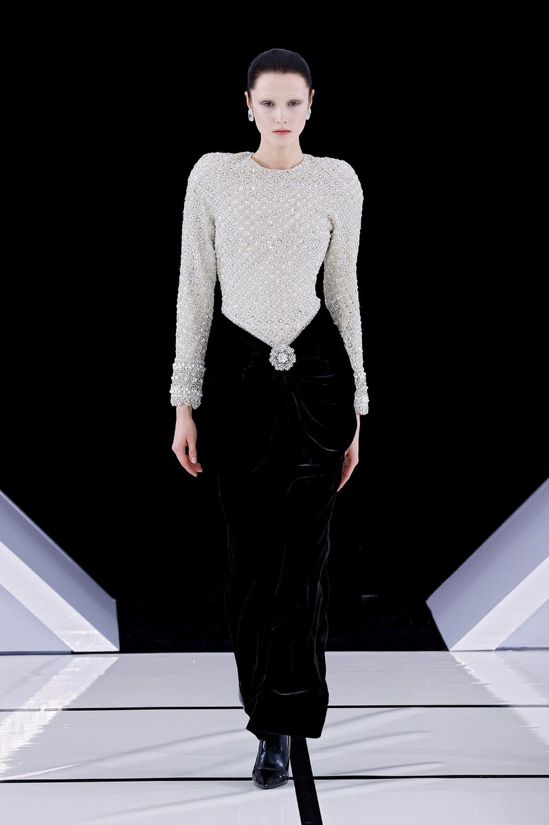 Look 2