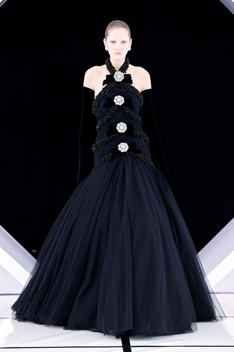 Look 5