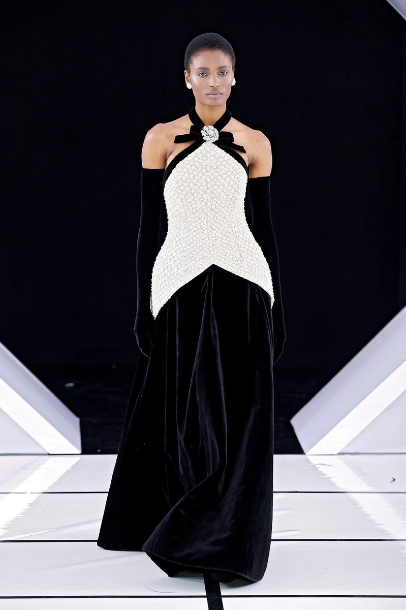 Look 8