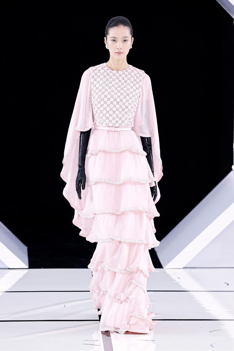 Look 14