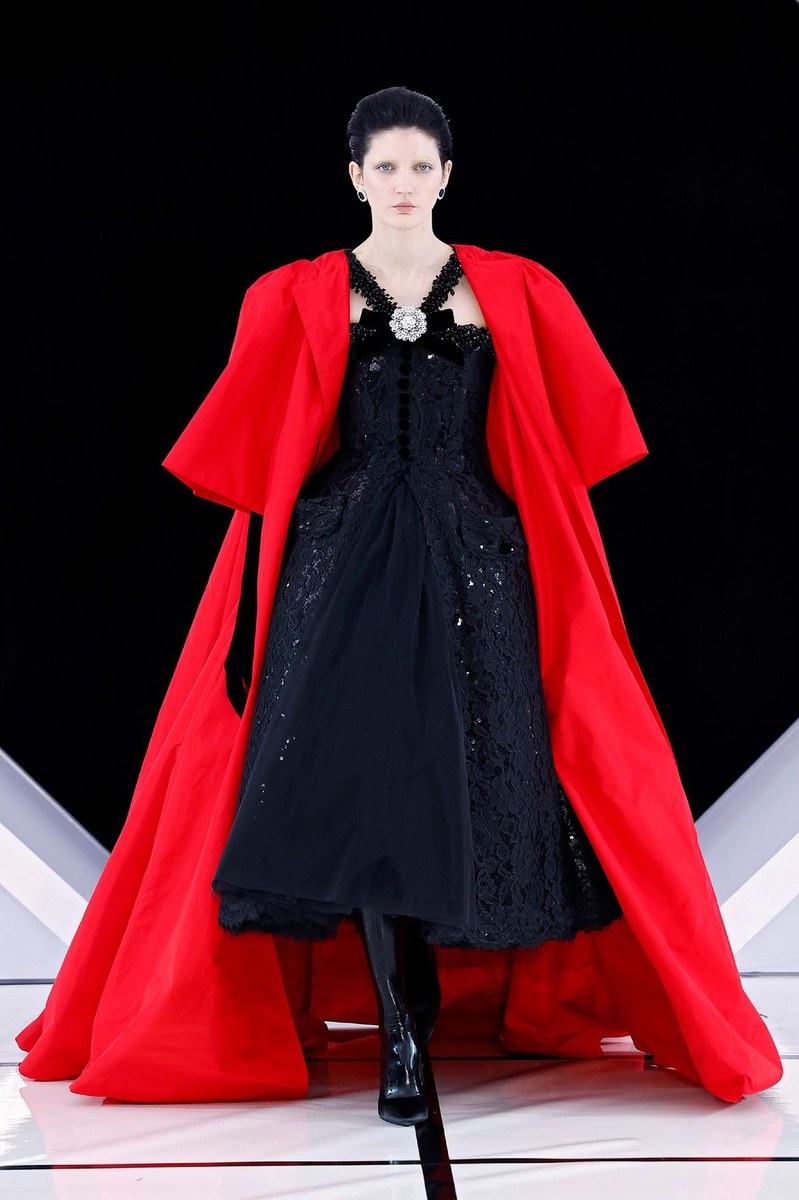 Look 27