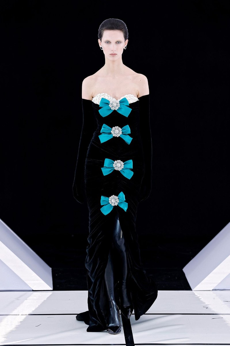 Look 35