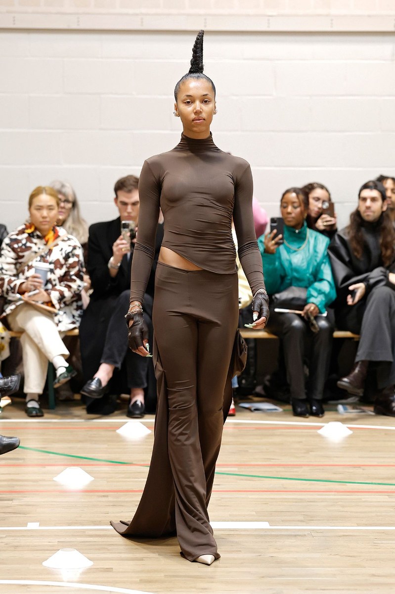 Look 11