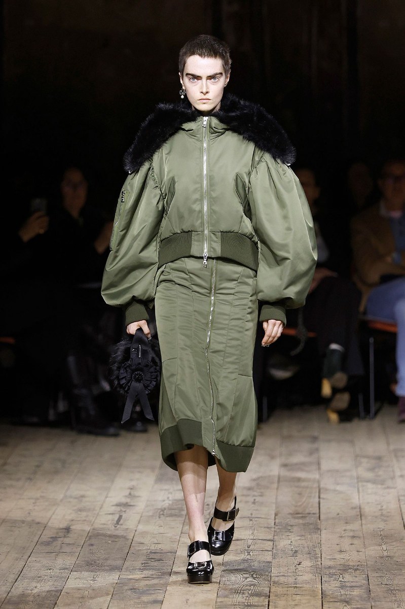 Look 13