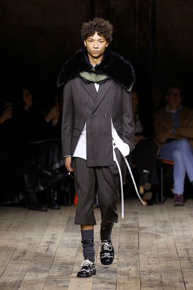 Look 15