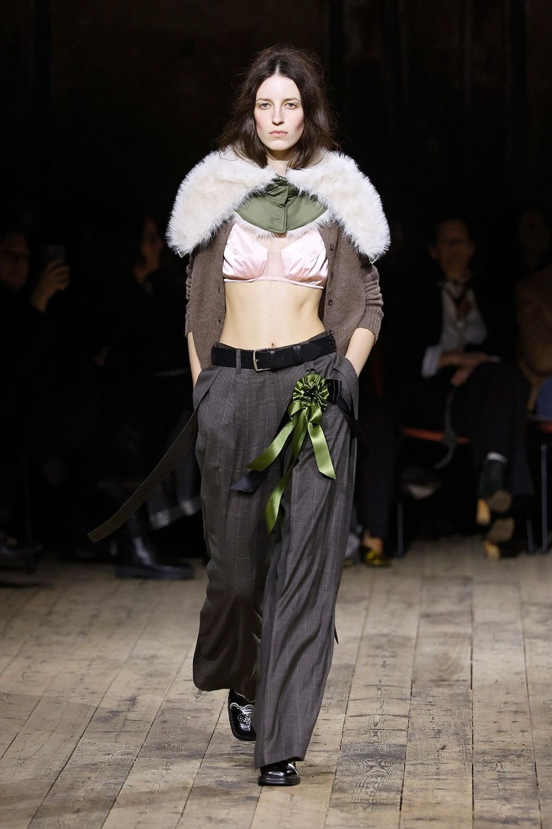 Look 17
