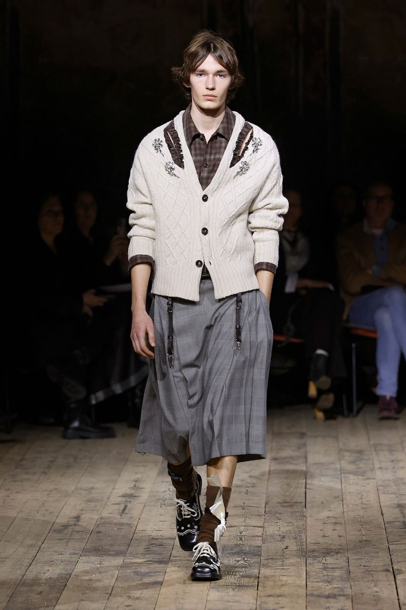 Look 30