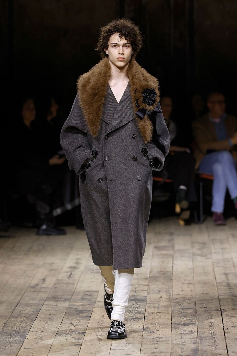 Look 32