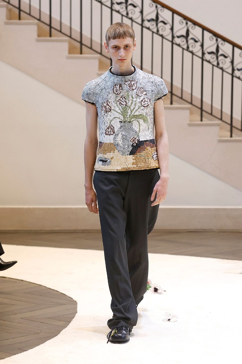 Look 11