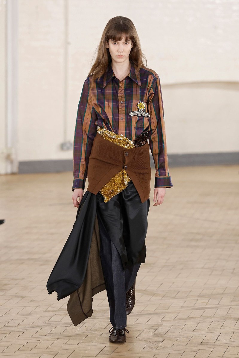 Look 19