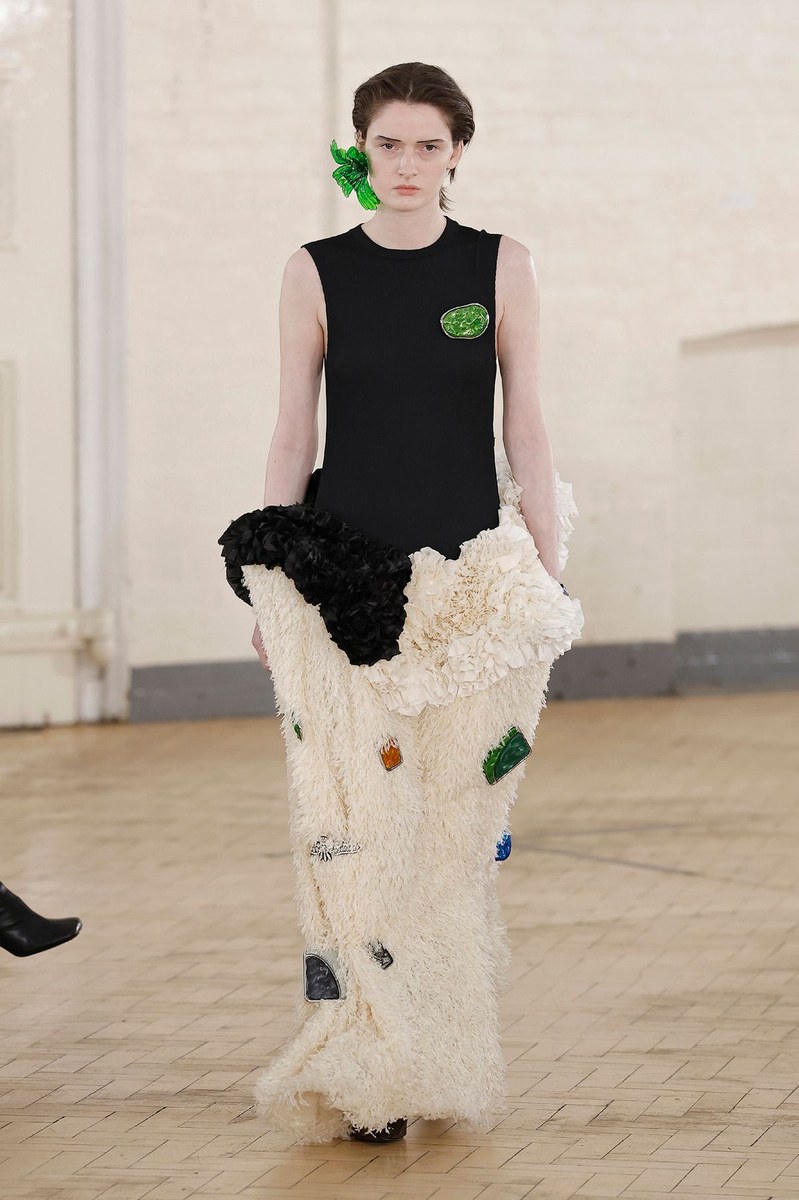 Look 35
