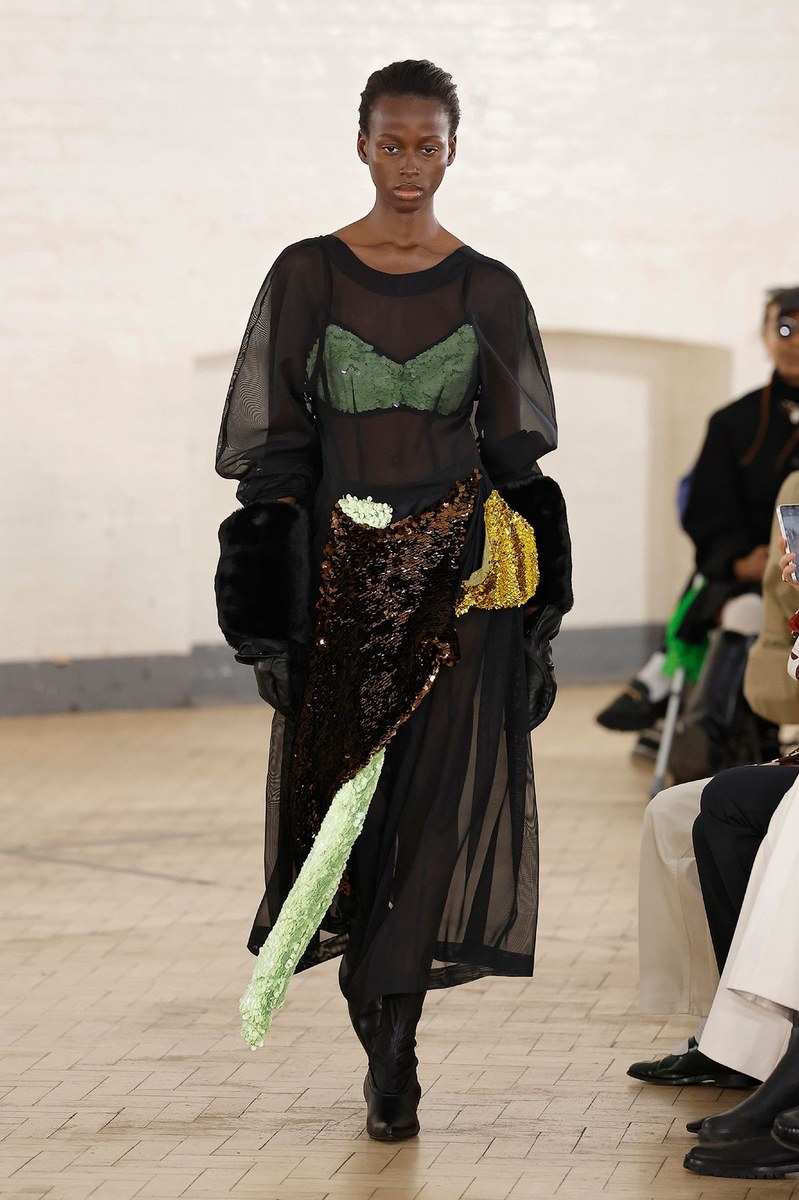 Look 36