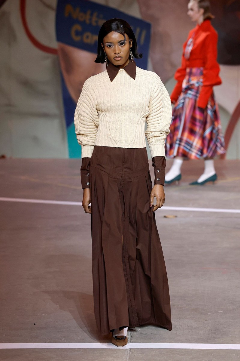 Look 4