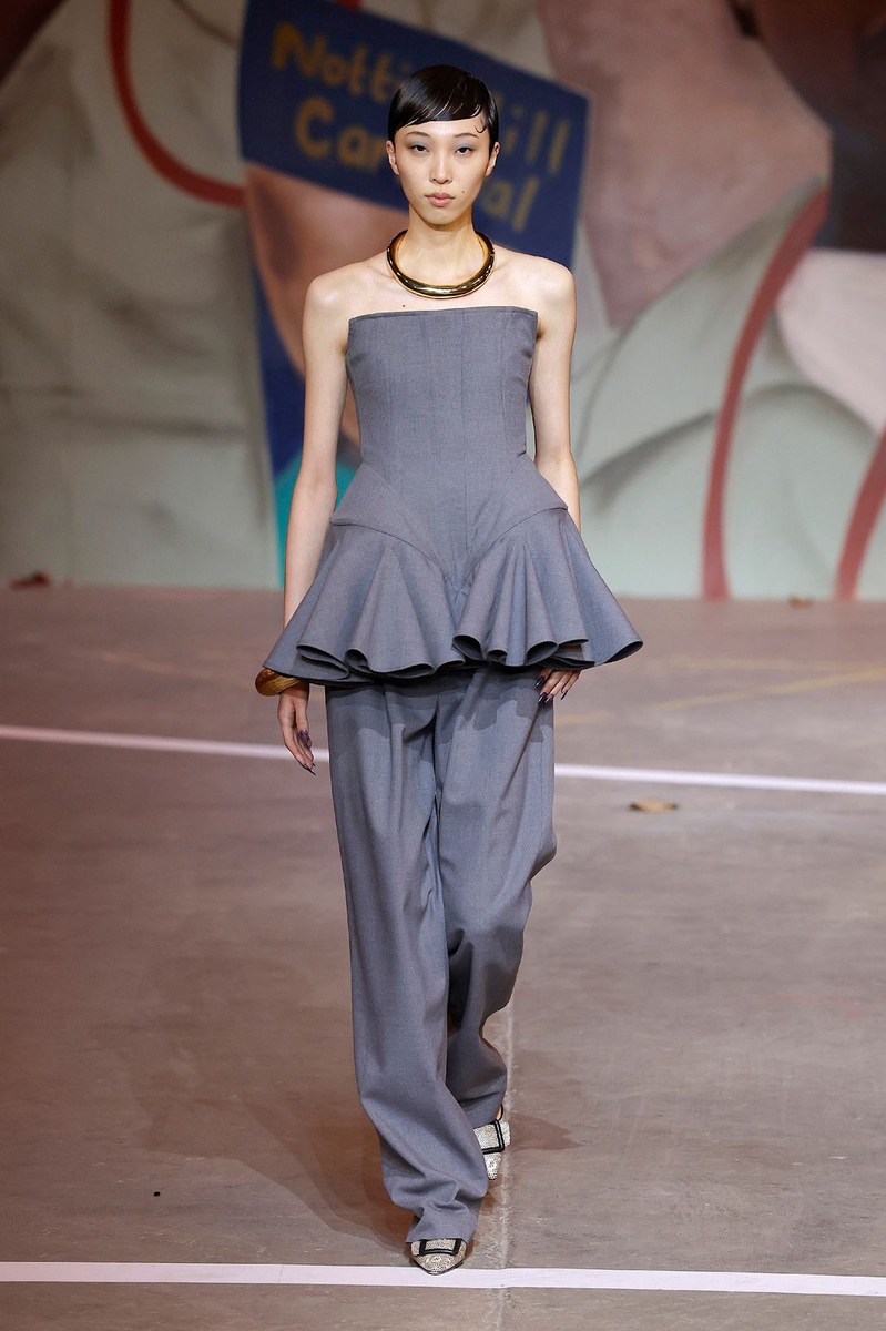 Look 7