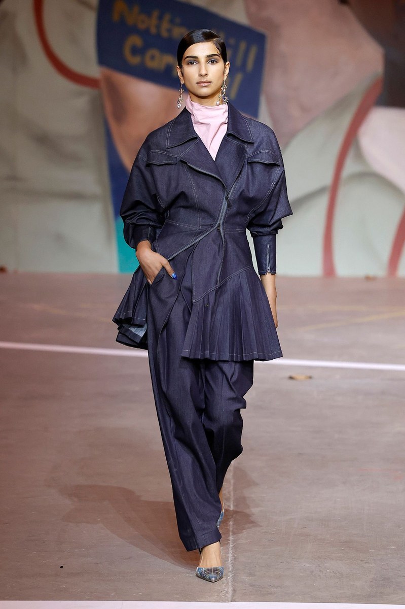 Look 8