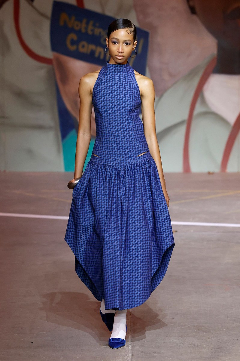 Look 13