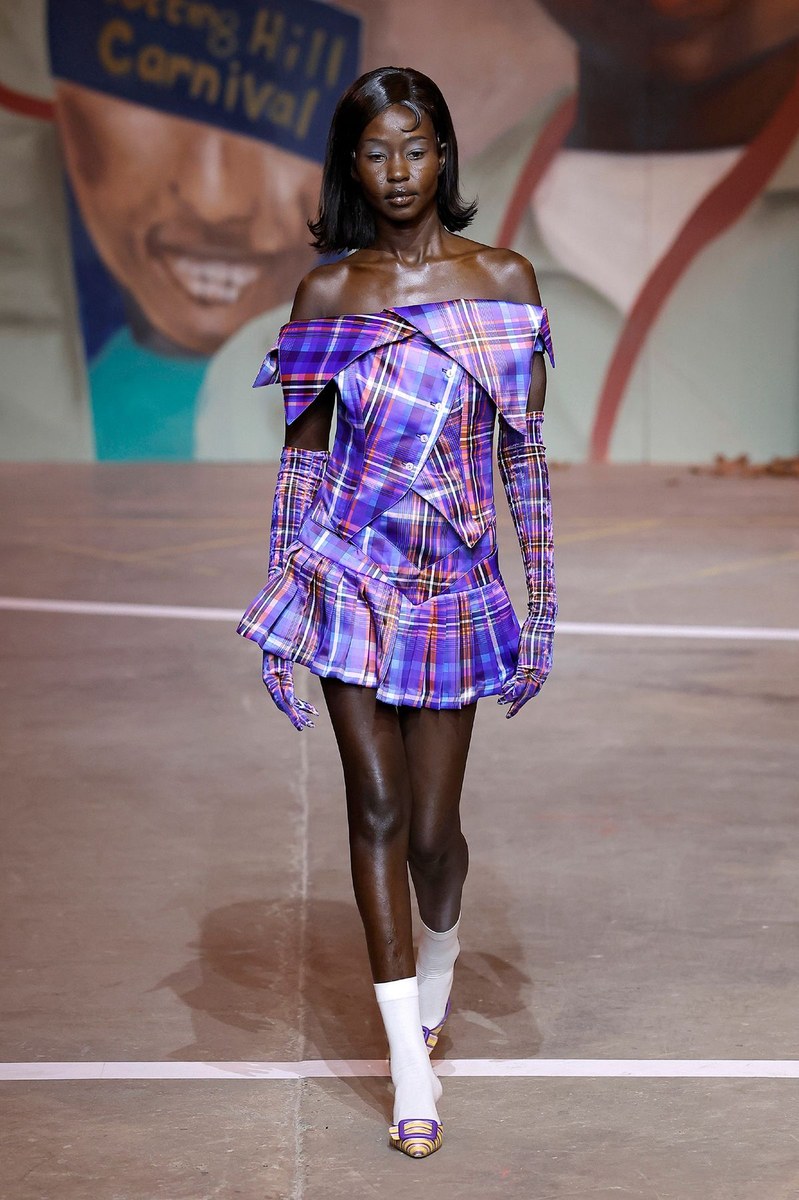 Look 24