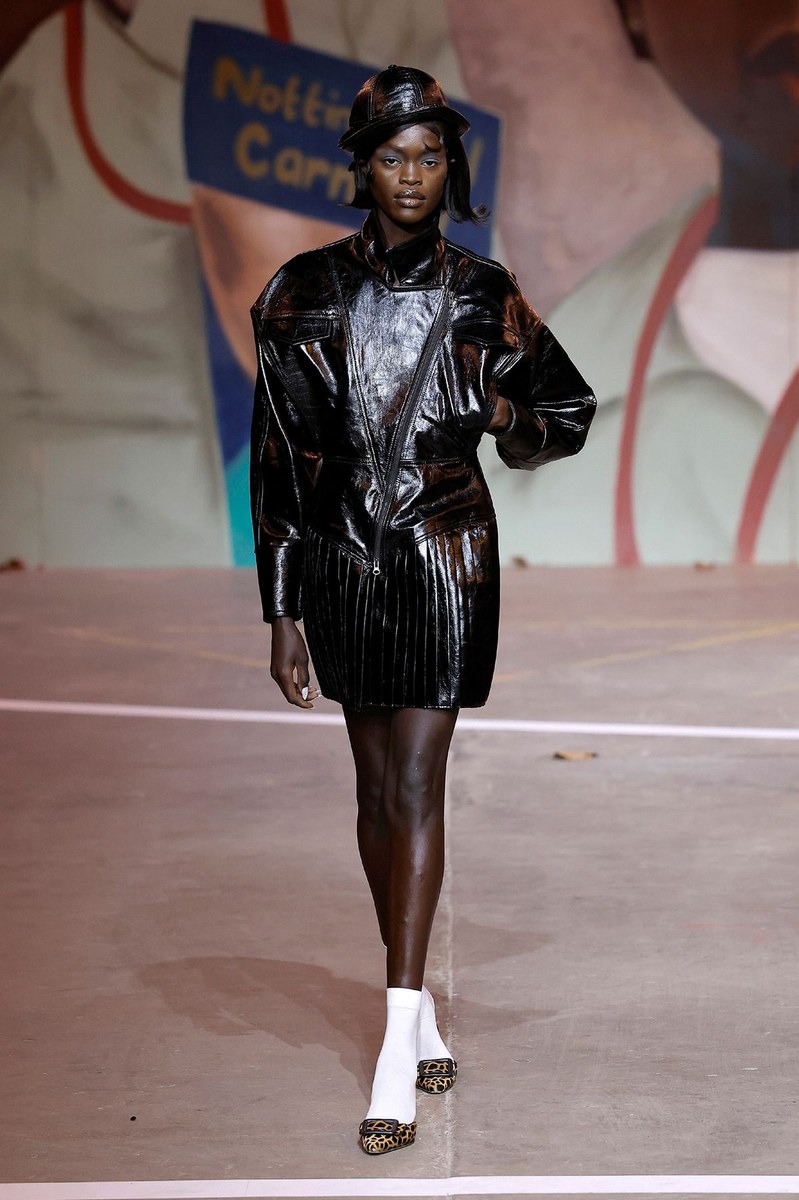 Look 25