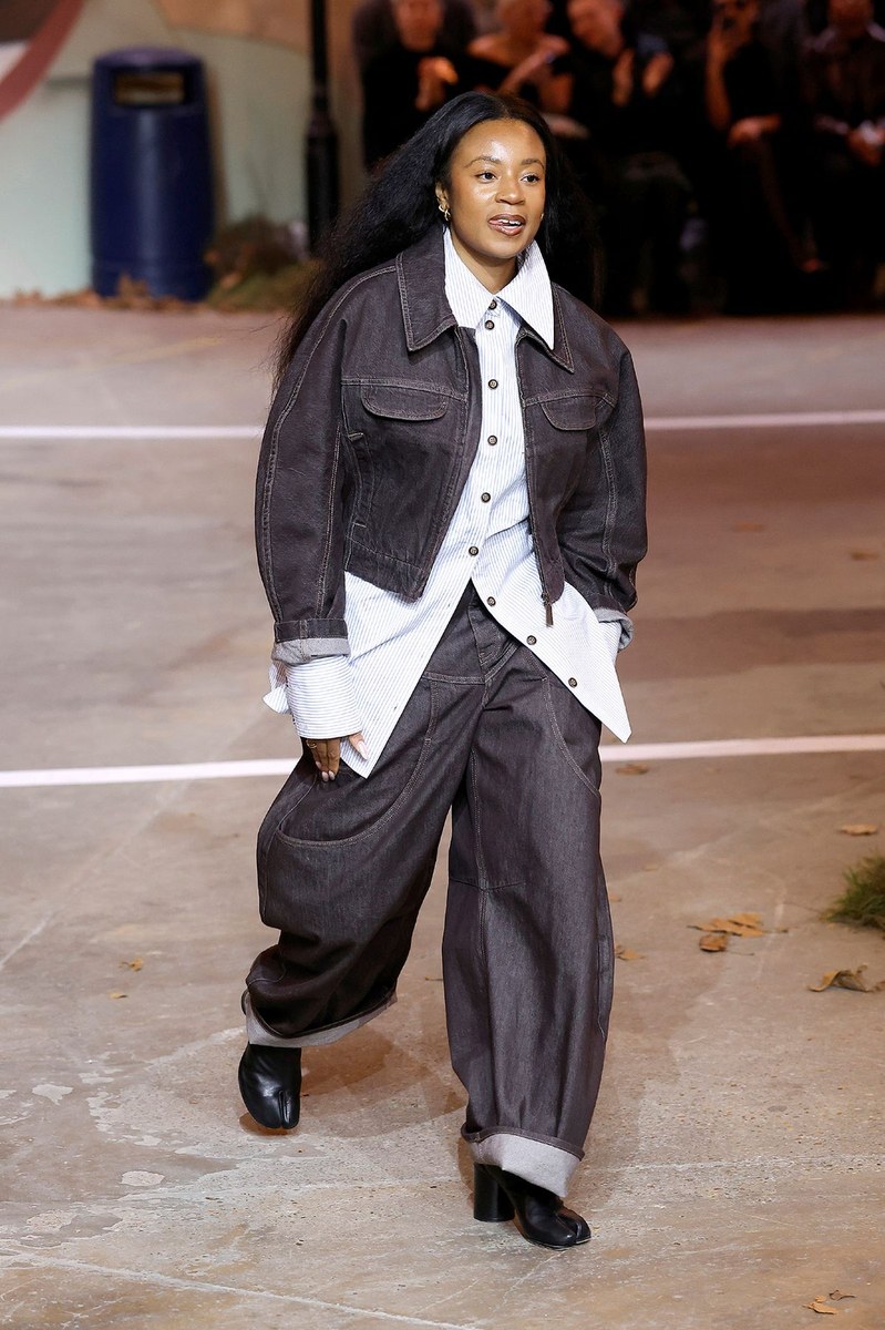Look 29