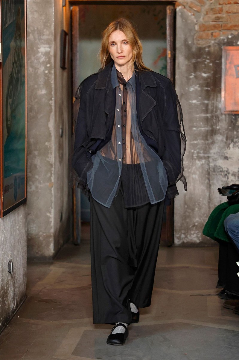 Look 4
