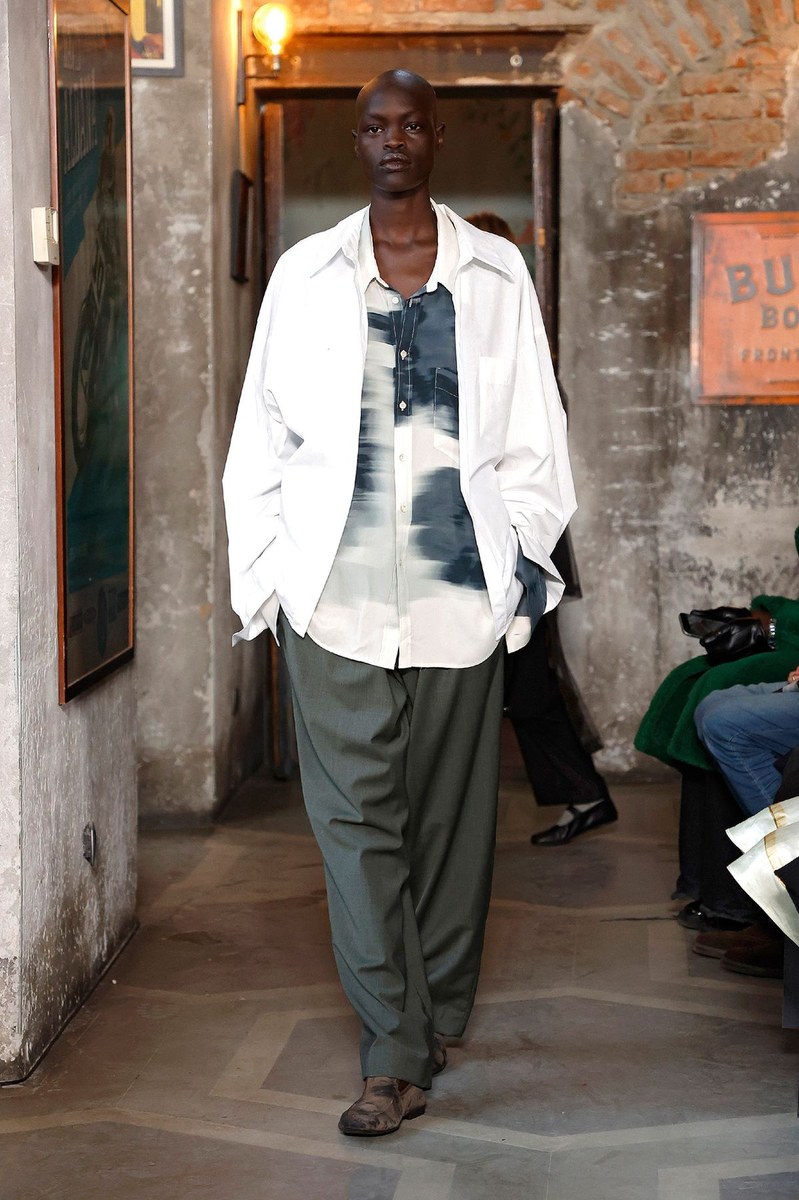 Look 7