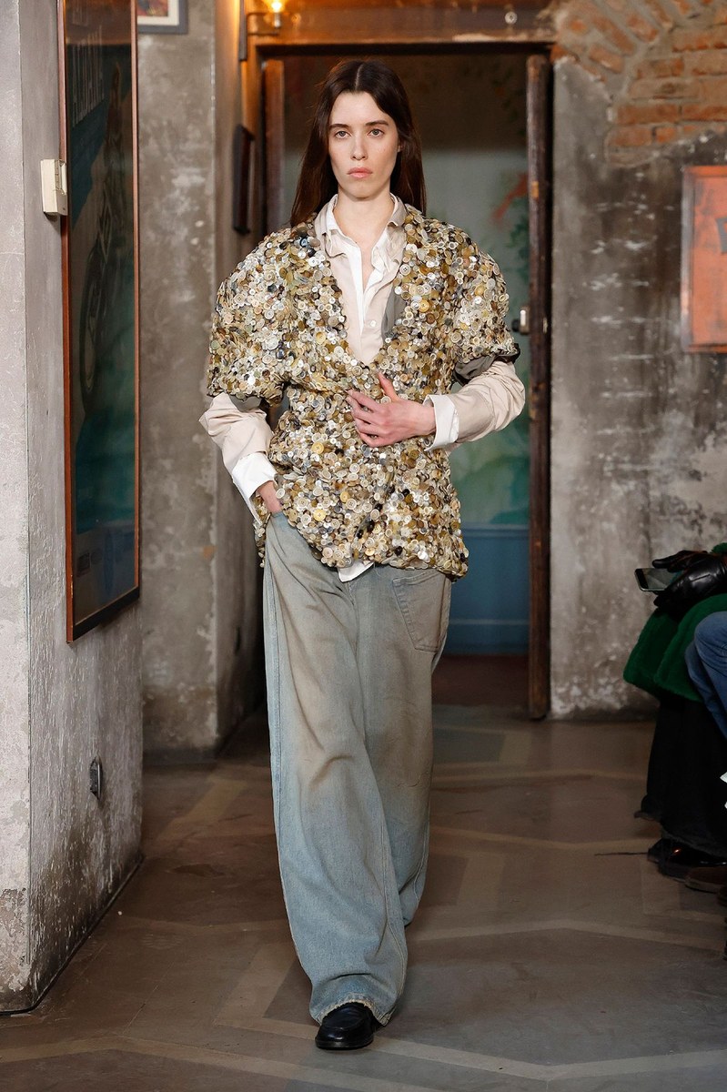 Look 27