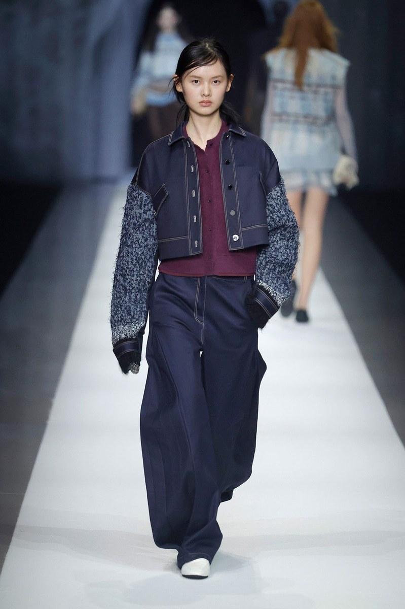 Look 9
