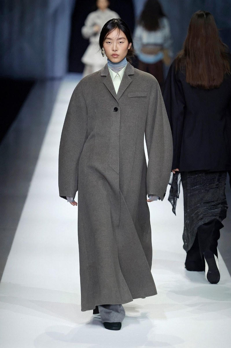 Look 12