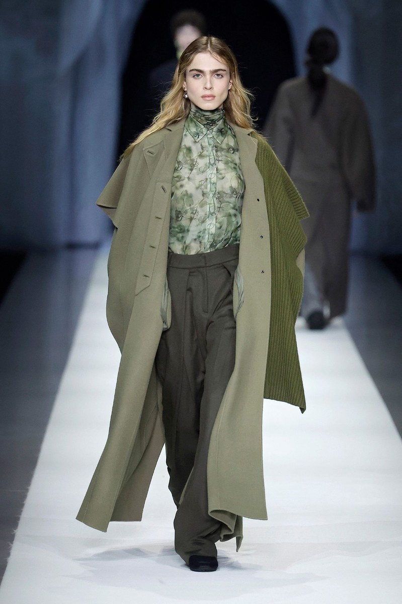 Look 14